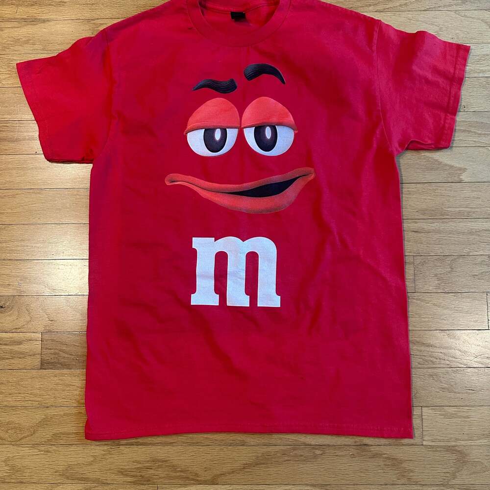 Gildan Red M&M Big Face Character Graphic T-Shirt Medium